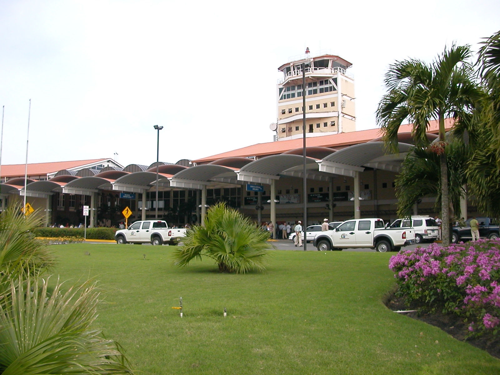 Aeropuerto Internacional del Cibao, Licey al Medio, Santiago Republica Dominicana.