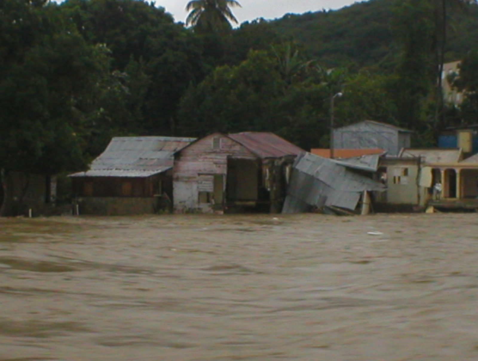 Fotos tormenta tropical Olga Area de Santiago, Republica Dominicana Diciembre 12 2007