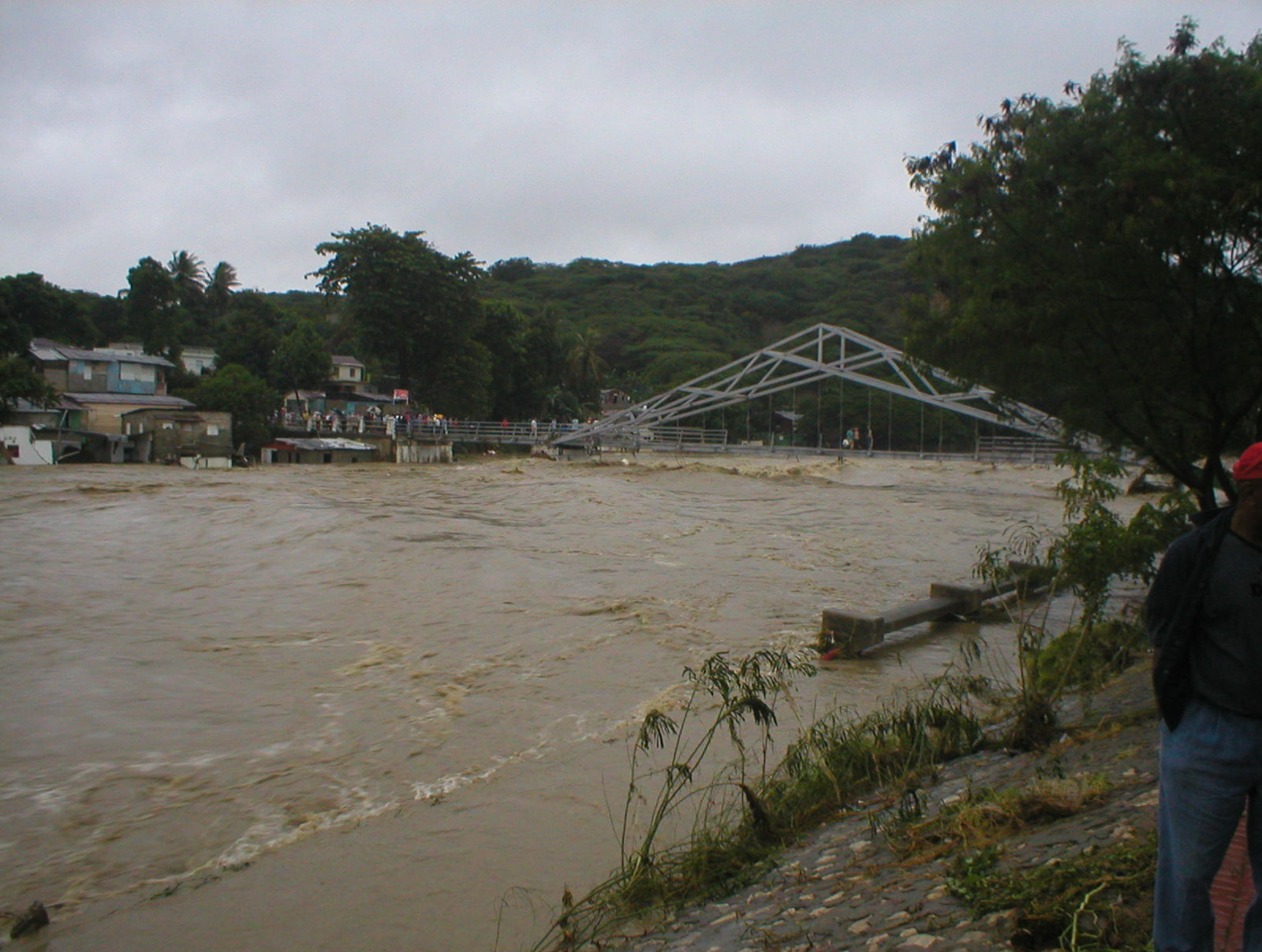 Fotos tormenta tropical Olga Area de Santiago, Republica Dominicana Diciembre 12 2007