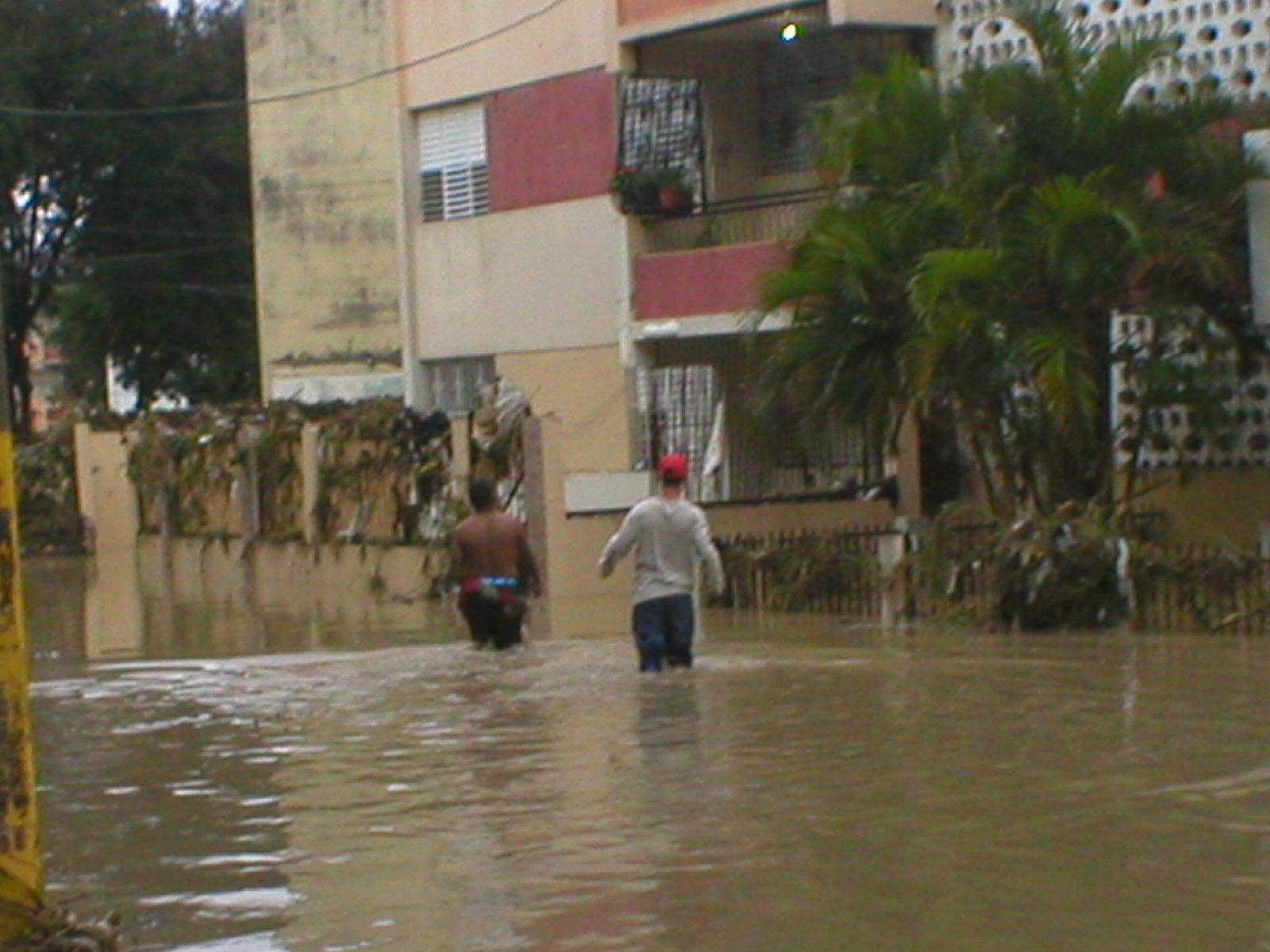 Fotos tormenta tropical Olga Area de Santiago, Republica Dominicana Diciembre 12 2007