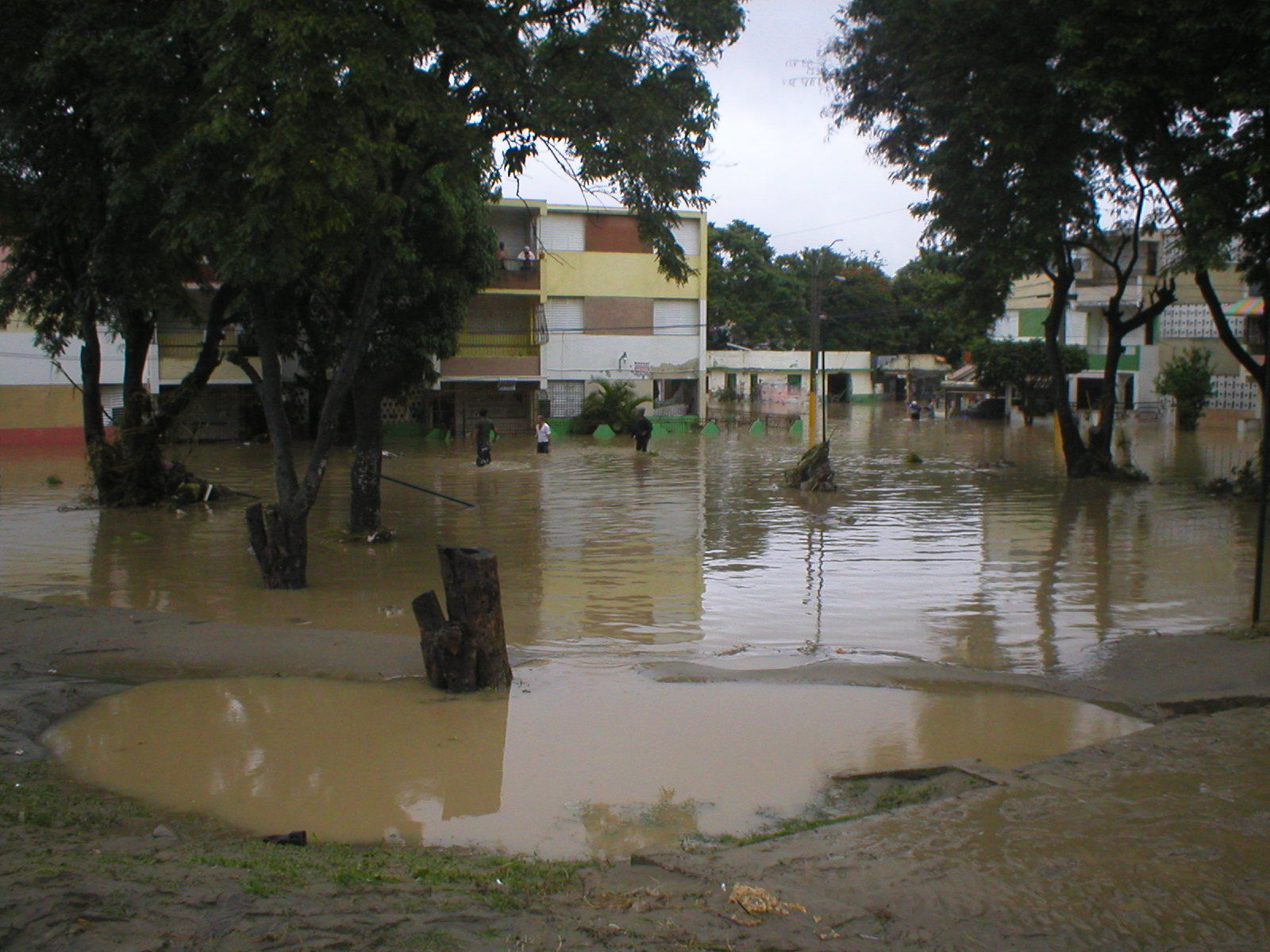 Fotos tormenta tropical Olga Area de Santiago, Republica Dominicana Diciembre 12 2007