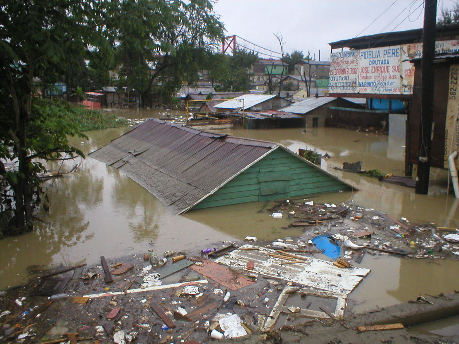 Fotos tormenta tropical Olga Area de Santiago, Republica Dominicana Diciembre 12 2007