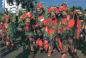 El Carnaval Vegano en Republica Dominicana