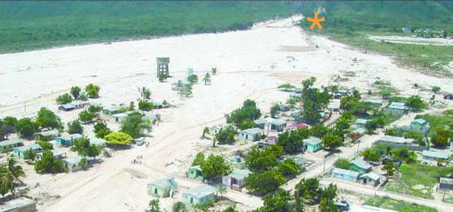 Fotos de Inundaciones Area de Jimaní, Republica Dominicana Mayo 24, 2004