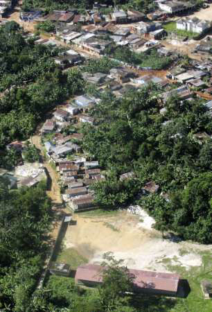 Fotos de Inundaciones Area de Jimaní, Republica Dominicana Mayo 24, 2004