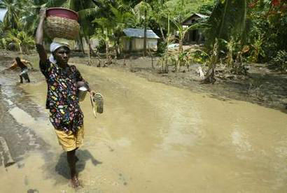 Fotos de Inundaciones Area de Jimaní, Republica Dominicana Mayo 24, 2004