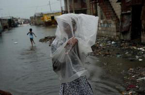 Fotos de Inundaciones Area de Jimaní, Republica Dominicana Mayo 24, 2004