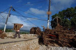 Fotos de Inundaciones Area de Jimaní, Republica Dominicana Mayo 24, 2004