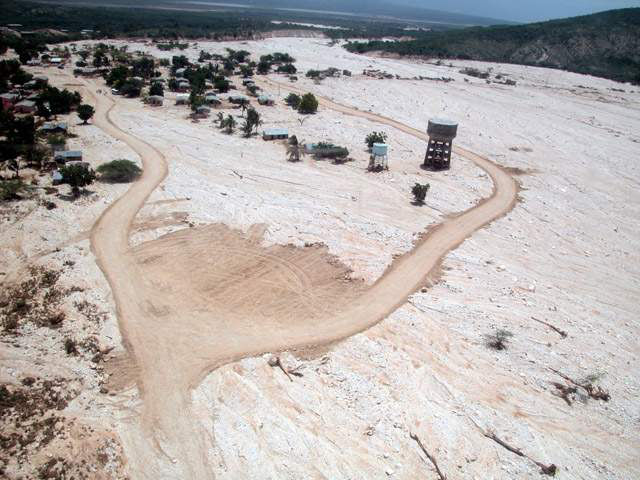 Fotos de Inundaciones Area de Jimaní, Republica Dominicana Mayo 24, 2004