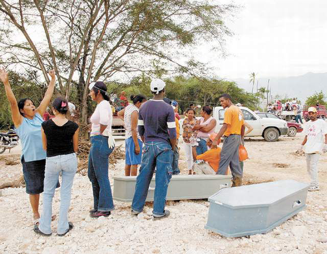 Fotos de Inundaciones Area de Jimaní, Republica Dominicana Mayo 24, 2004