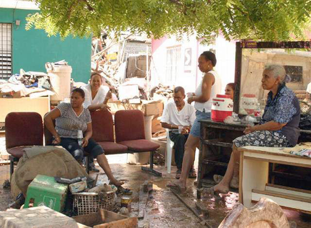 Fotos de Inundaciones Area de Jimaní, Republica Dominicana Mayo 24, 2004